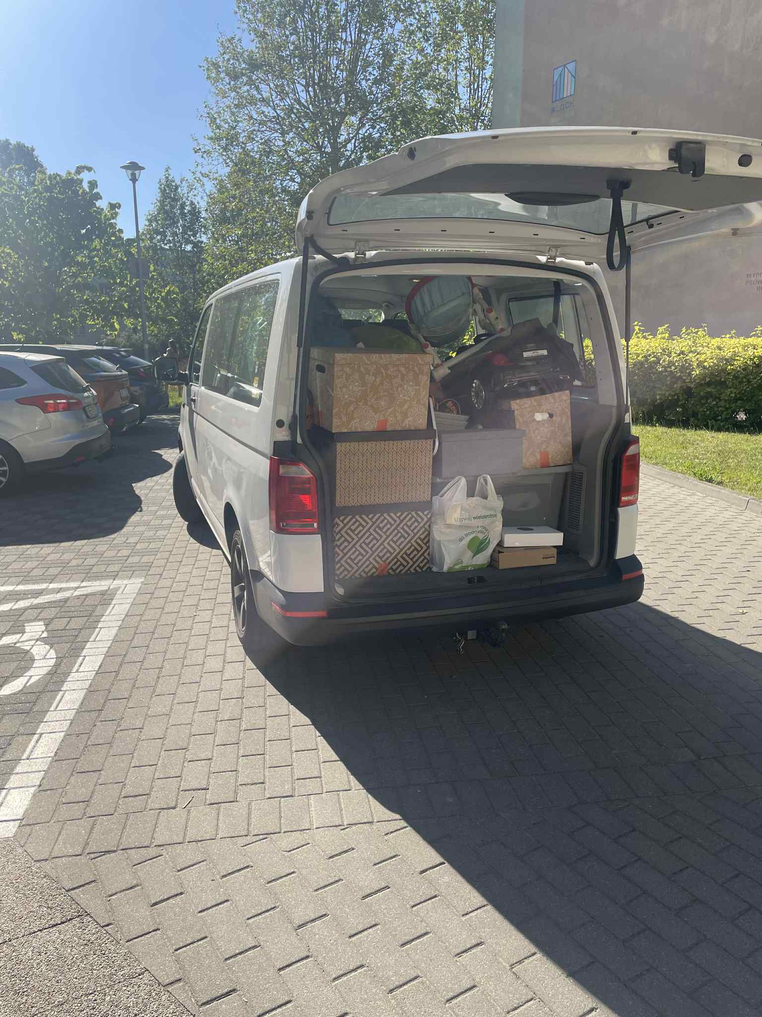 Przewóz mebli, sprzętu AGD/RTV i dużych gabarytów